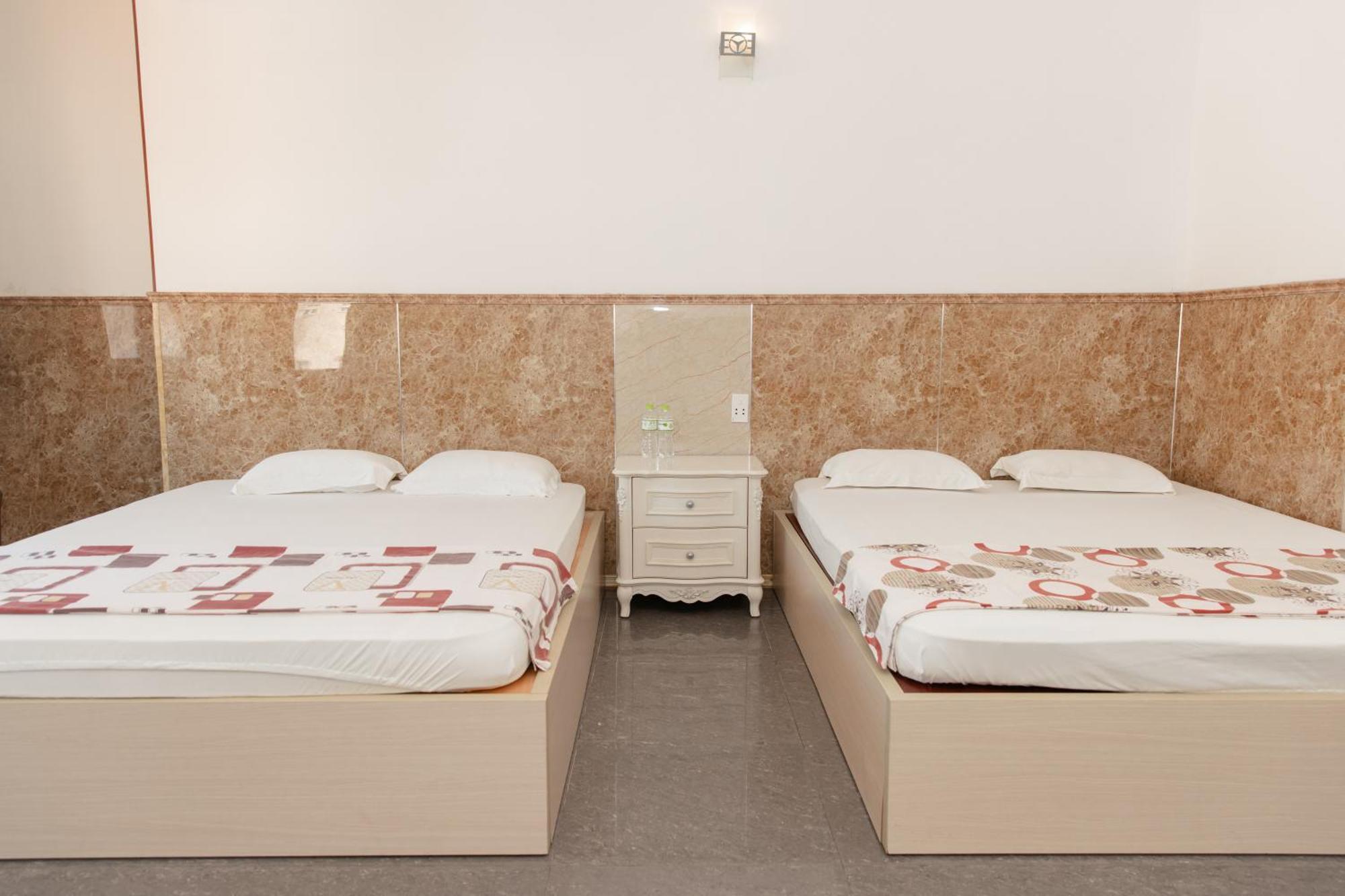 Hotel Khách Sạn Sơn Thịnh Vung Tau Esterno foto