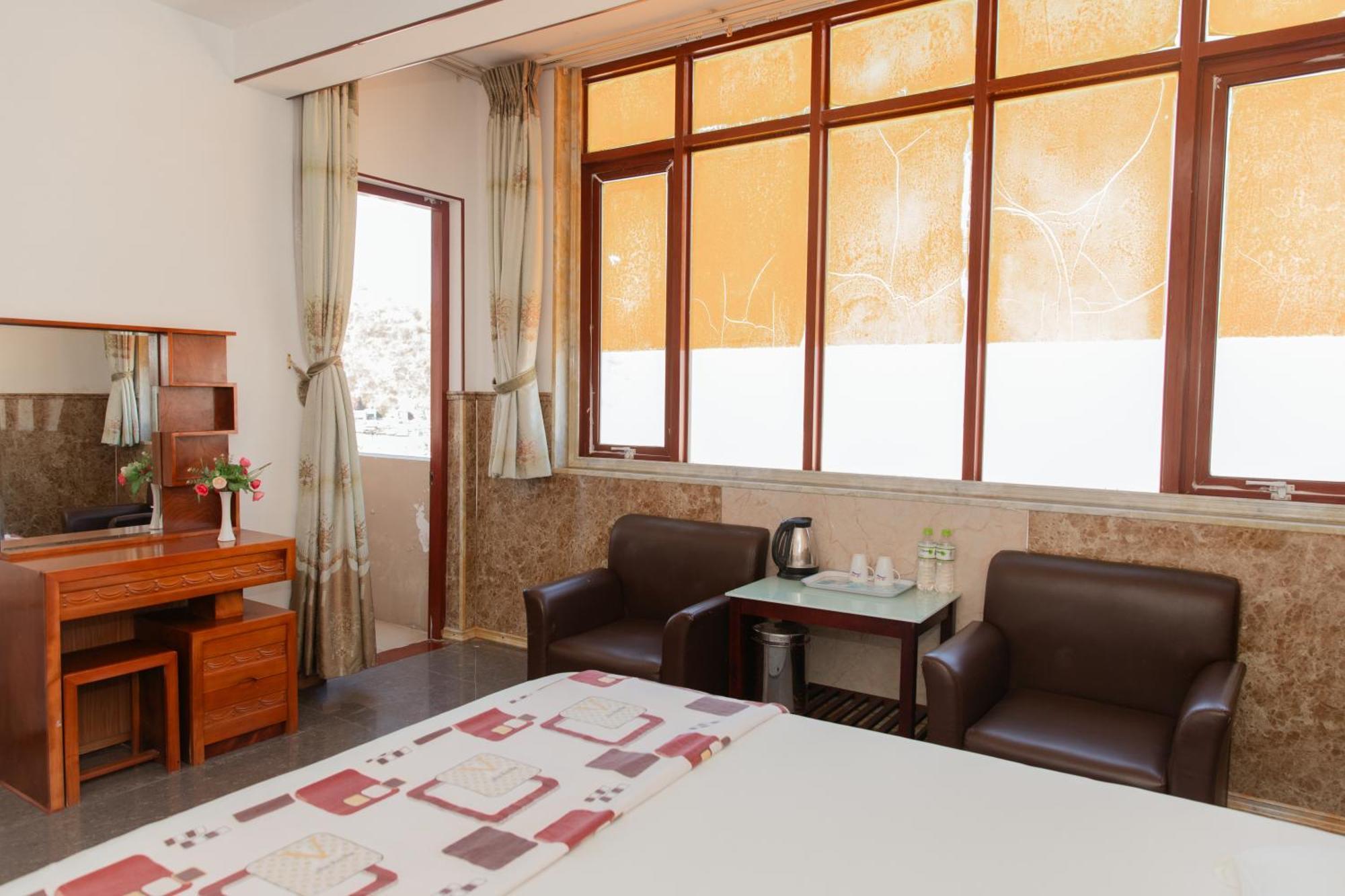 Hotel Khách Sạn Sơn Thịnh Vung Tau Esterno foto